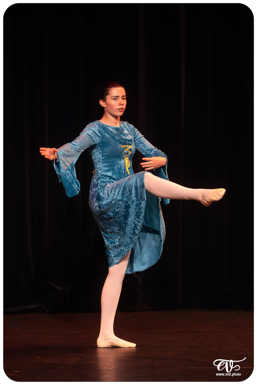 ECOLE DE DANSE CÉCILE ADAMOW